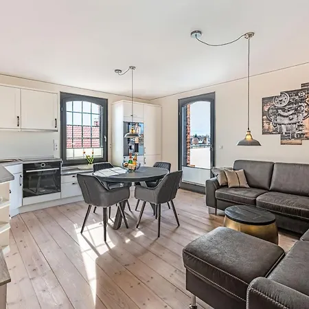 Speicher Hafendomizil * Barth