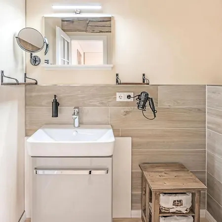 Speicher Hafendomizil Barth